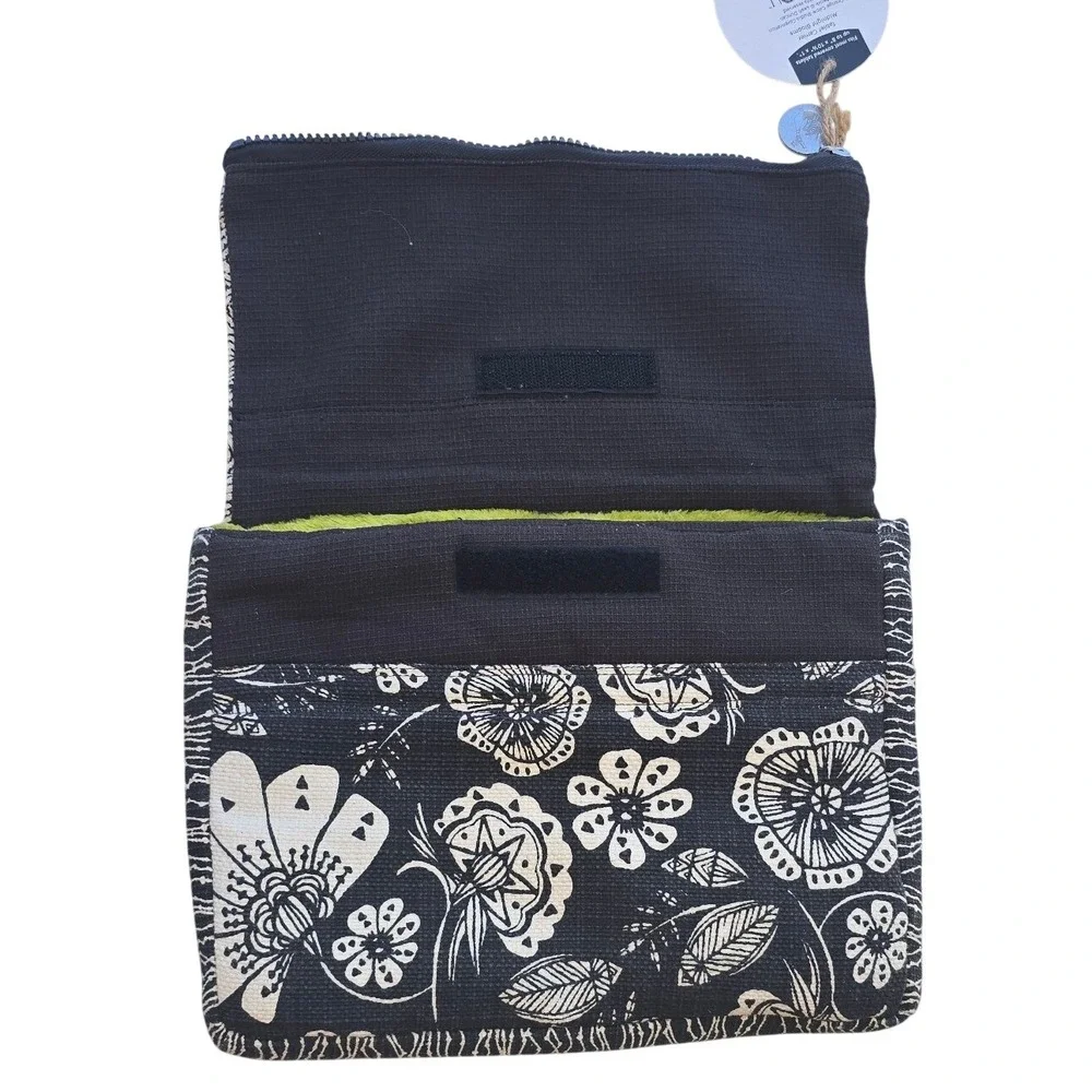 Studio Oh Leah Duncan Midnight Blooms Tablet Carrier Sleeve Padded Black Cream